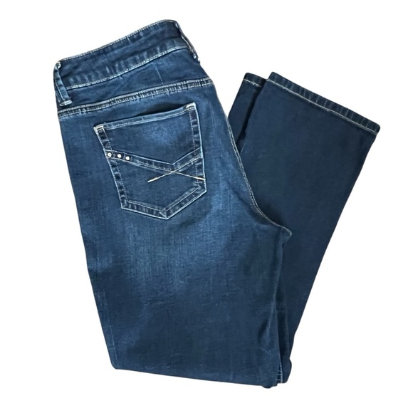 Chico's Dark Blue Straight Leg Cropped Jeans C209 - Picture 3 of 8